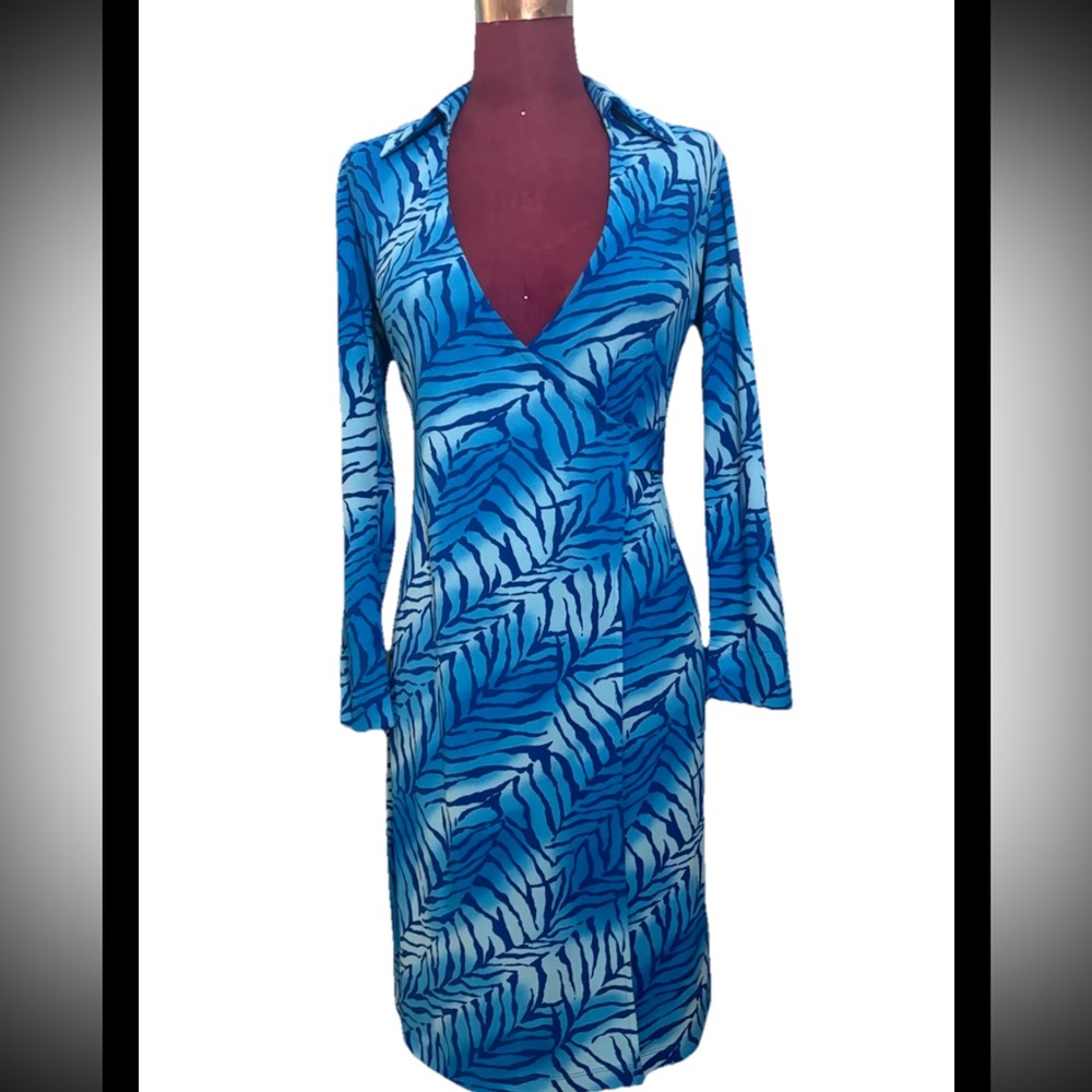 2000s Express Blue Zebra long-sleeve wrap dress